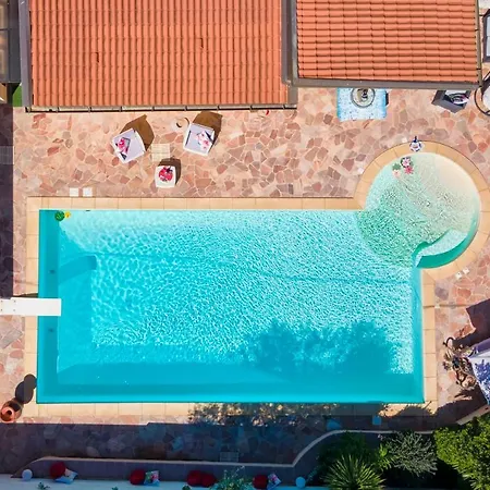 Sunflower Villa