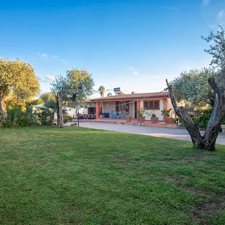 Sunflower Villa *